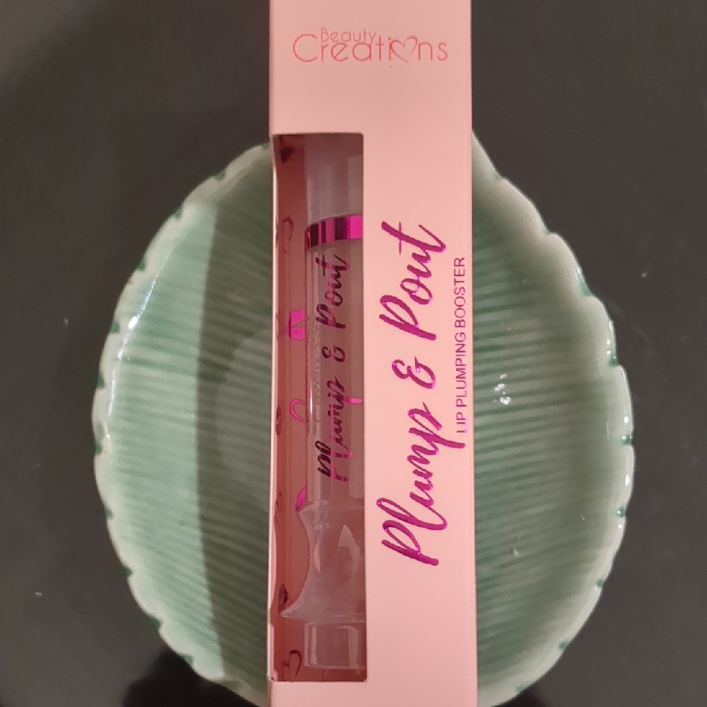 Lip Plumping Booster